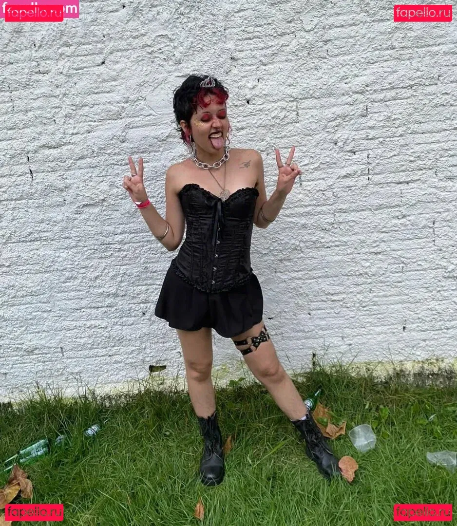 Aurwrayag Onlyfans Photo Gallery 