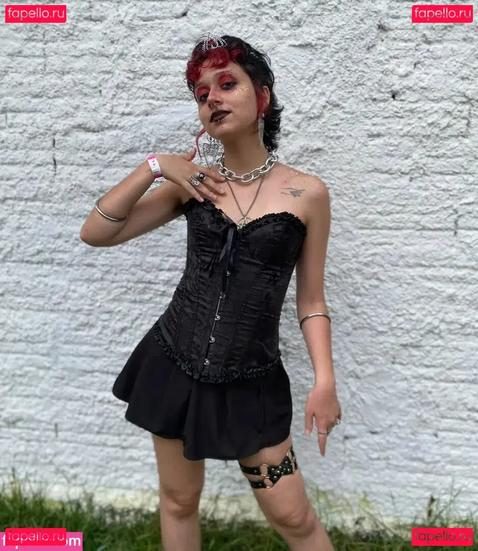 Aurwrayag Onlyfans Photo Gallery 