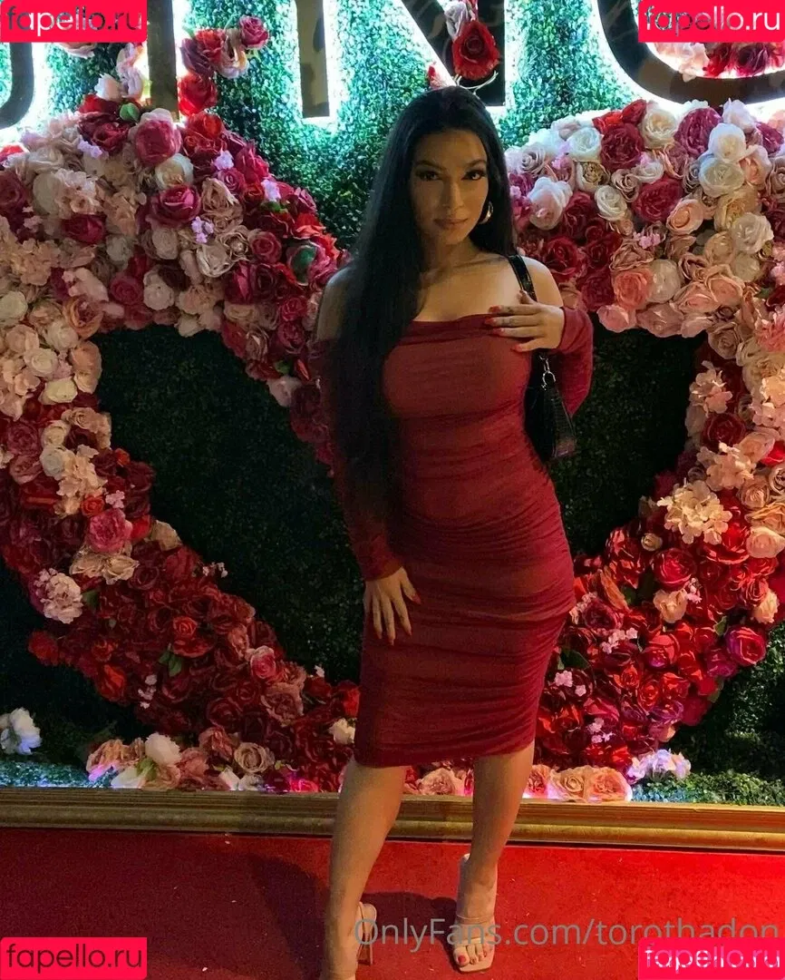 torothadon Onlyfans Photo Gallery 