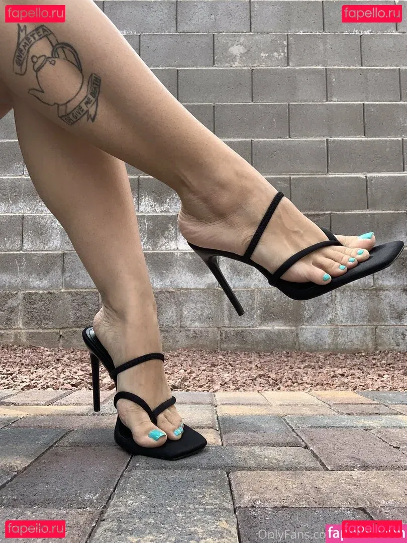 torothadon Onlyfans Photo Gallery 