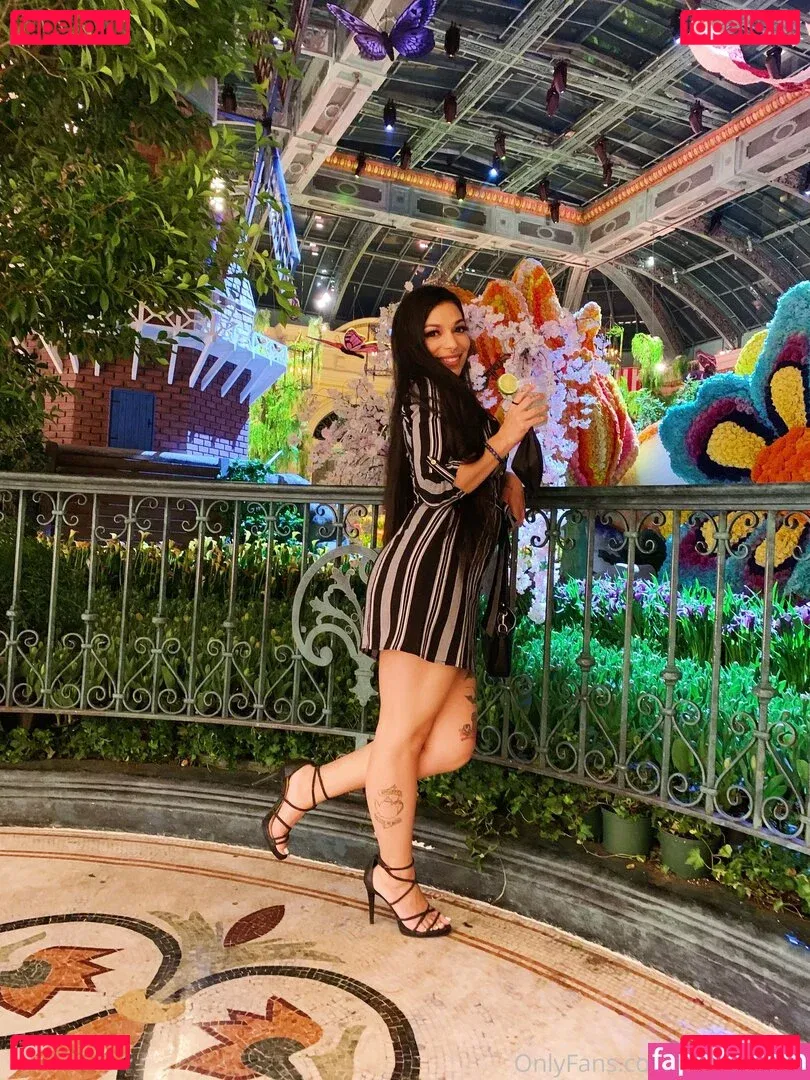 torothadon Onlyfans Photo Gallery 