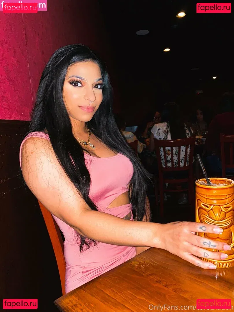 torothadon Onlyfans Photo Gallery 