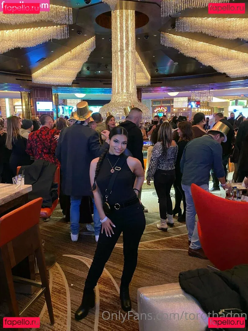 torothadon Onlyfans Photo Gallery 