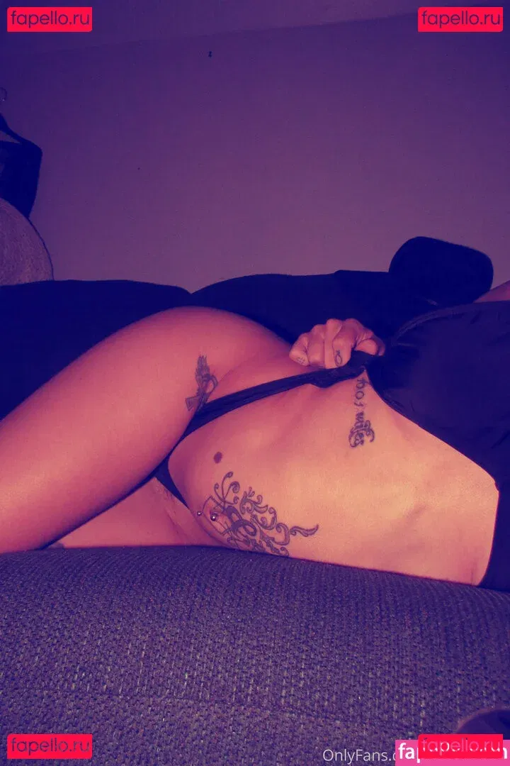 torothadon Onlyfans Photo Gallery 