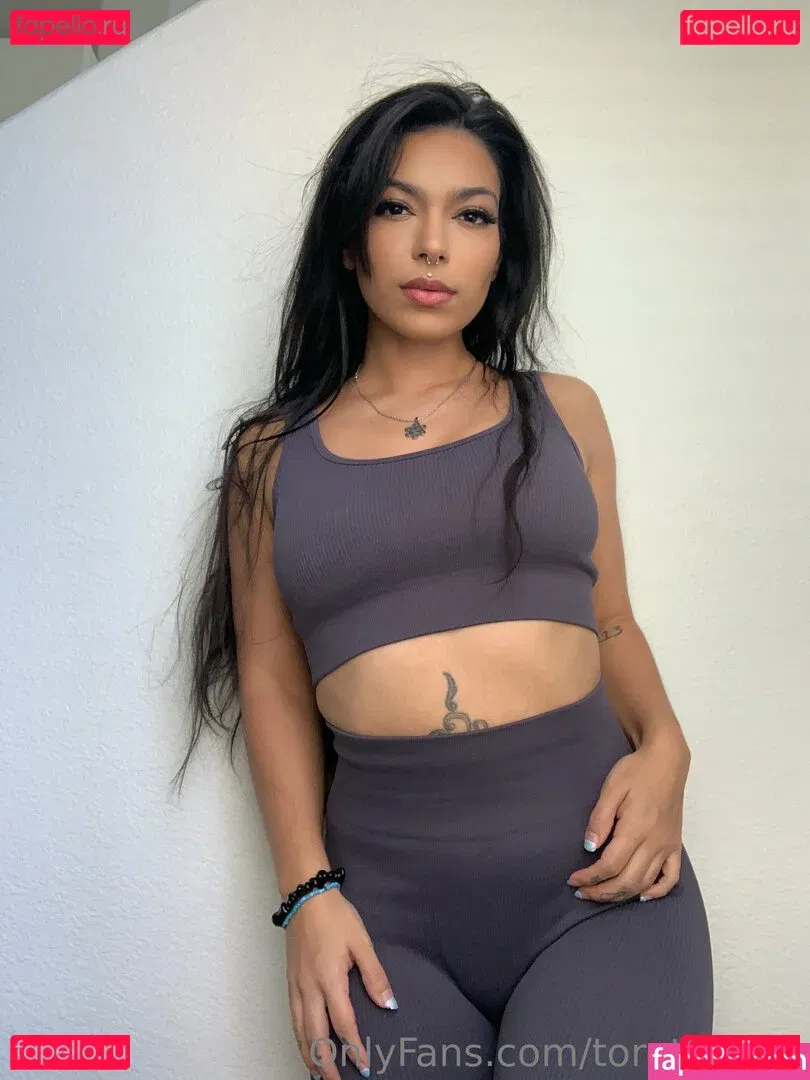 torothadon Onlyfans Photo Gallery 