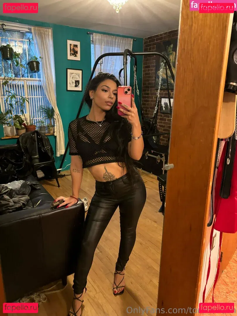 torothadon Onlyfans Photo Gallery 