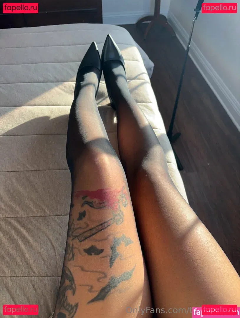 torothadon Onlyfans Photo Gallery 