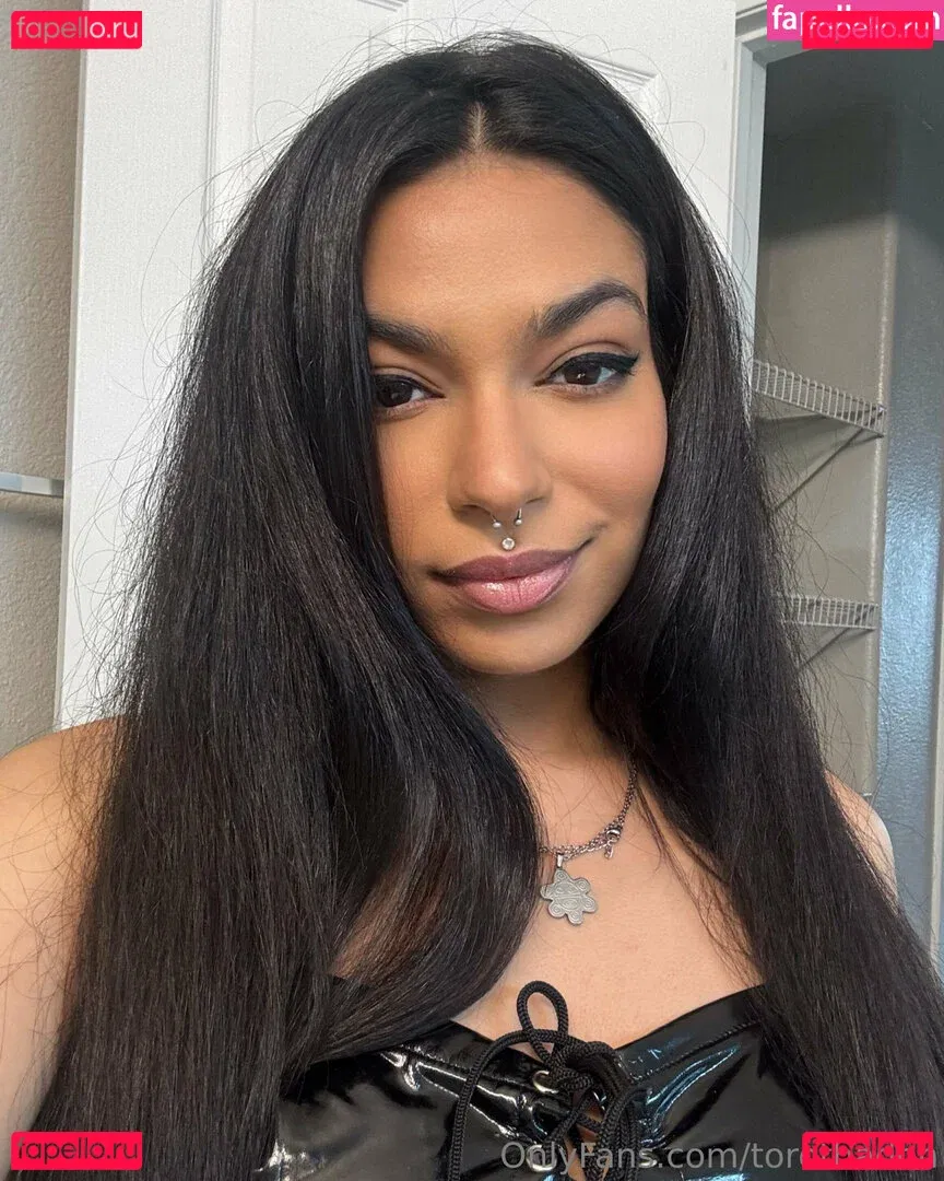 torothadon Onlyfans Photo Gallery 