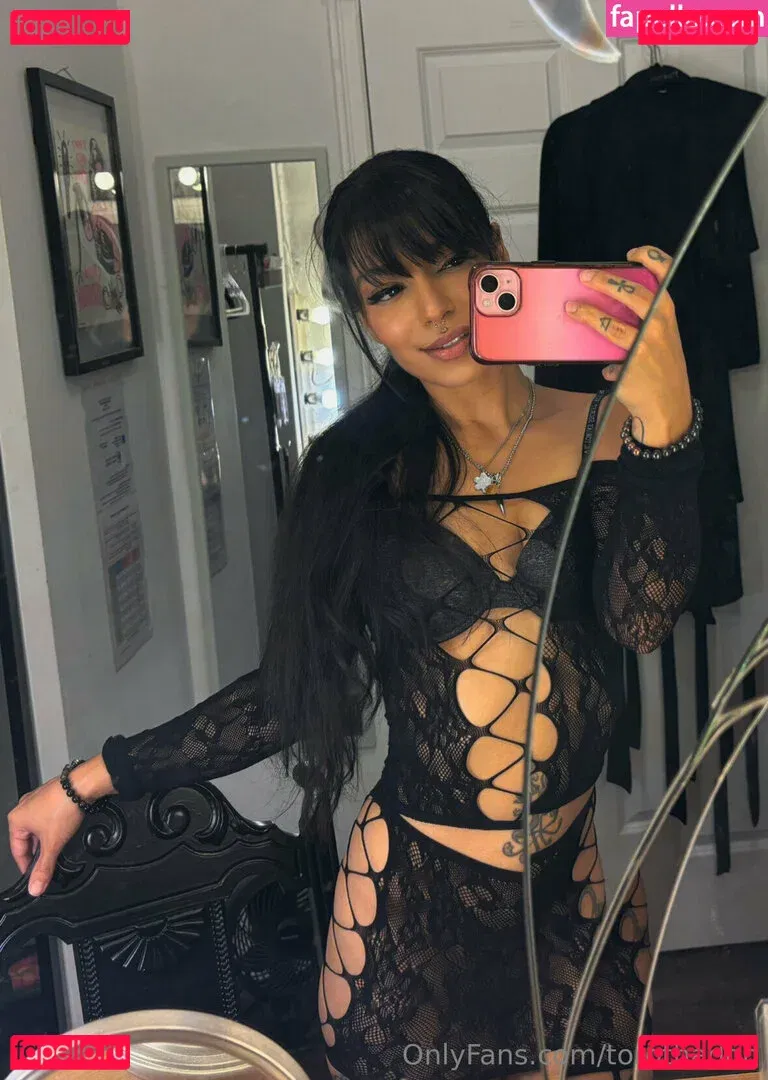 torothadon Onlyfans Photo Gallery 