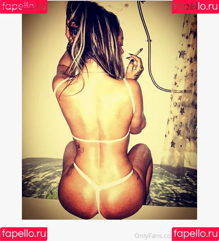 hotnaughtygirlfriend1 Onlyfans Photo Gallery 