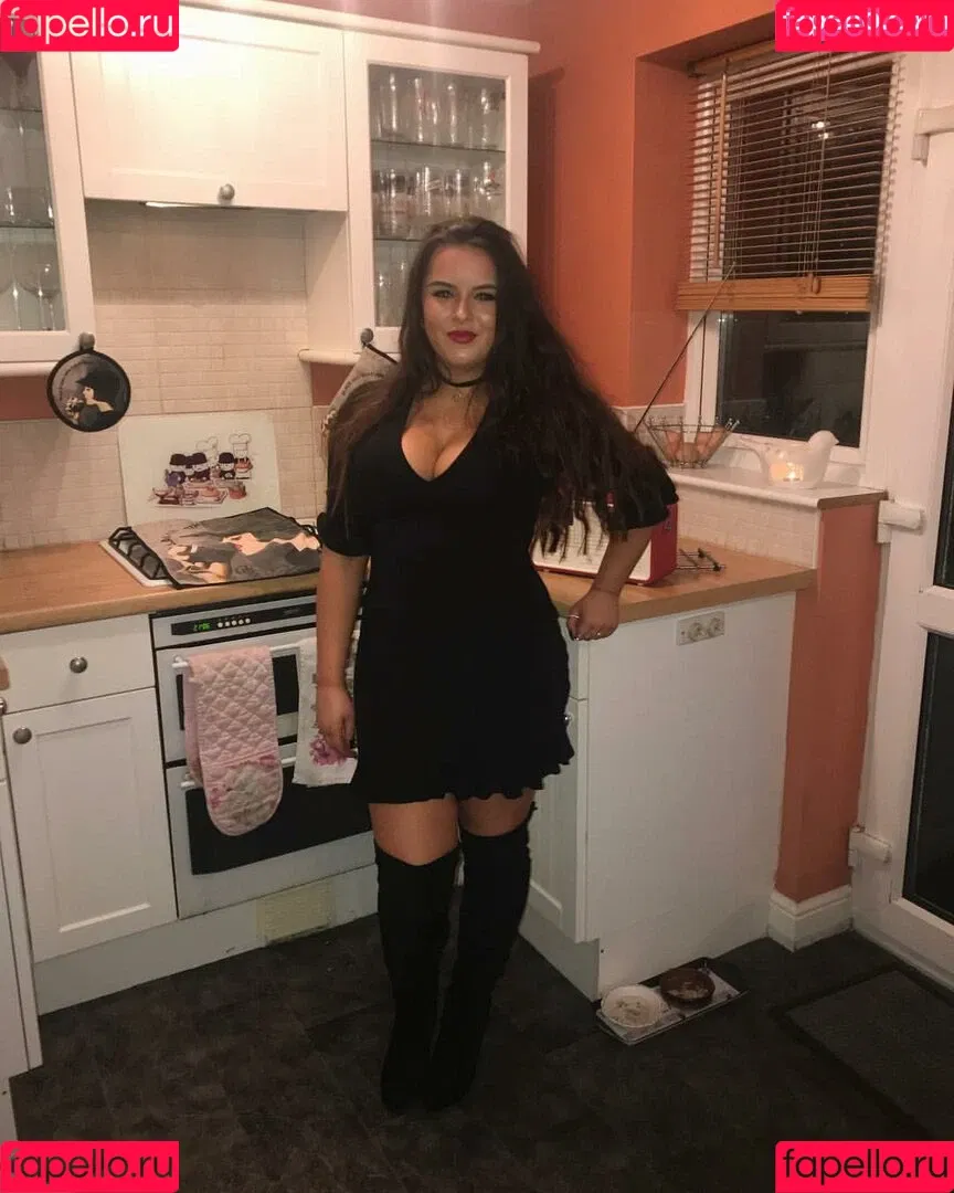 Kirsty Brittain Onlyfans Photo Gallery 