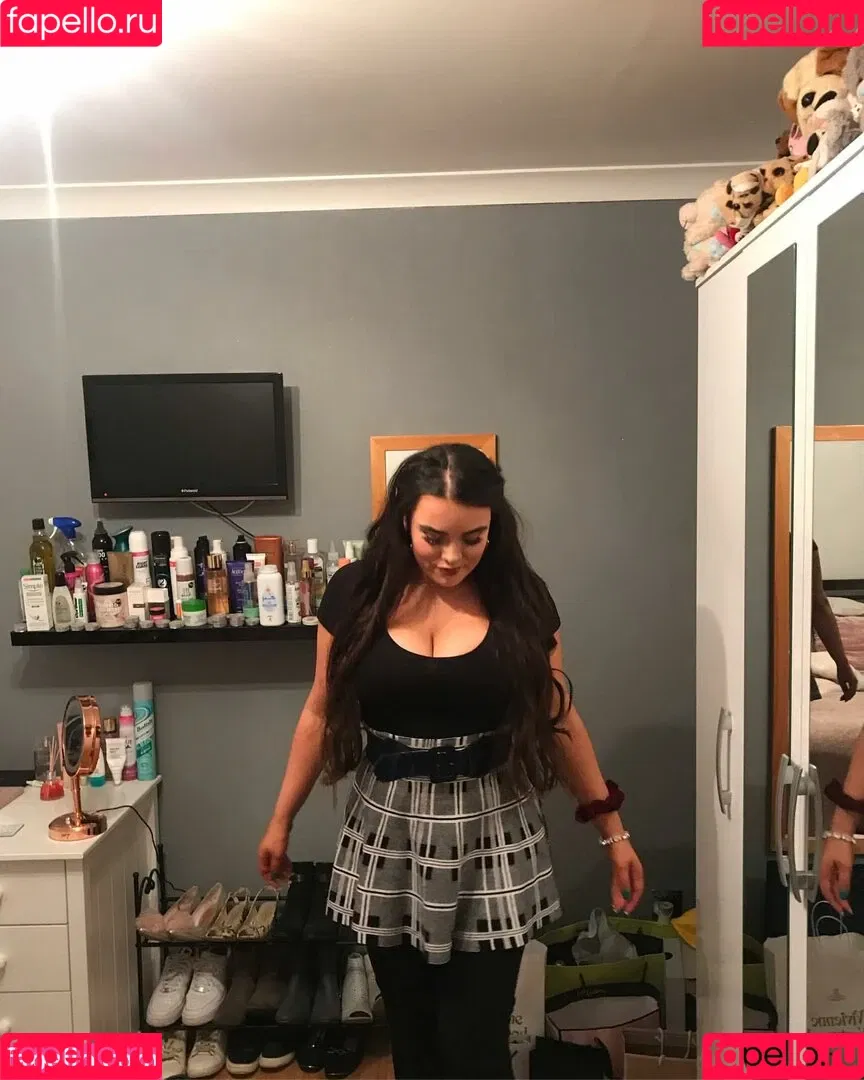 Kirsty Brittain Onlyfans Photo Gallery 