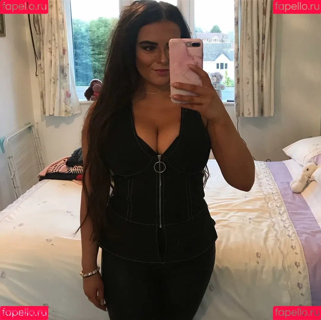 Kirsty Brittain Onlyfans Photo Gallery 