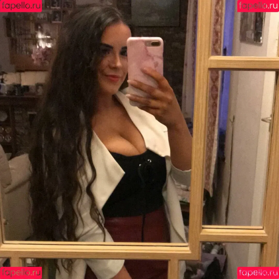 Kirsty Brittain Onlyfans Photo Gallery 