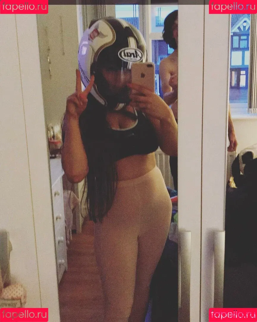 Kirsty Brittain Onlyfans Photo Gallery 
