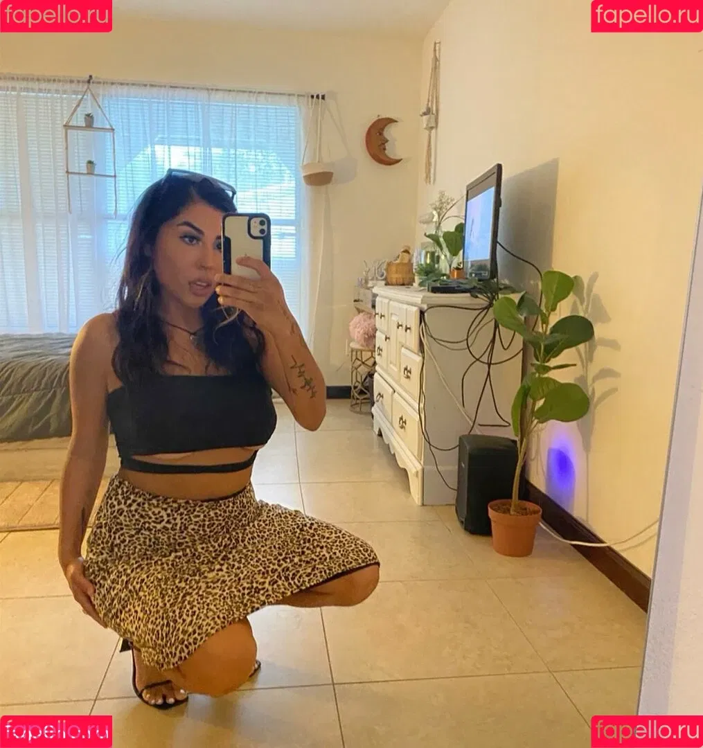 gabrielamal_ Onlyfans Photo Gallery 