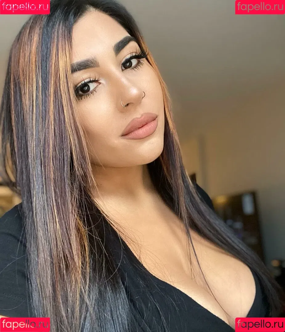 gabrielamal_ Onlyfans Photo Gallery 