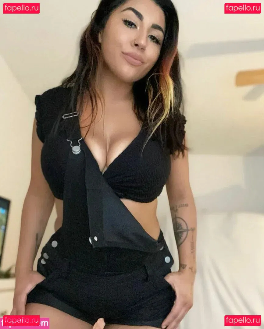 gabrielamal_ Onlyfans Photo Gallery 