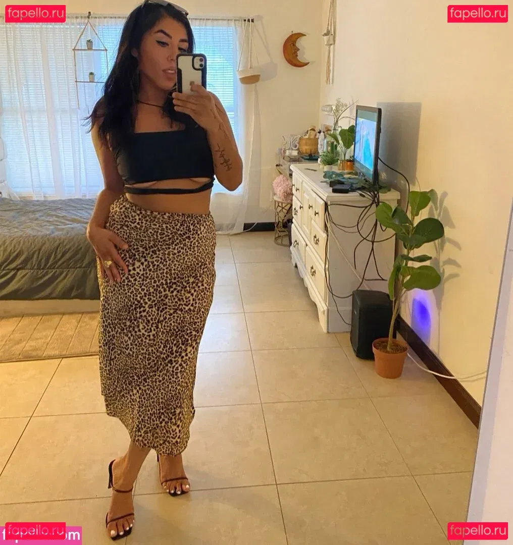 gabrielamal_ Onlyfans Photo Gallery 