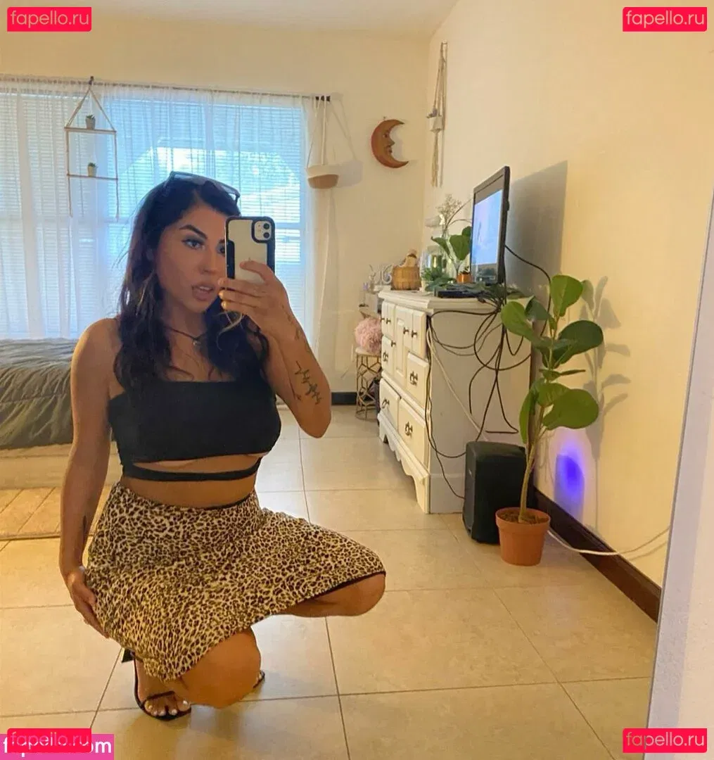 gabrielamal_ Onlyfans Photo Gallery 