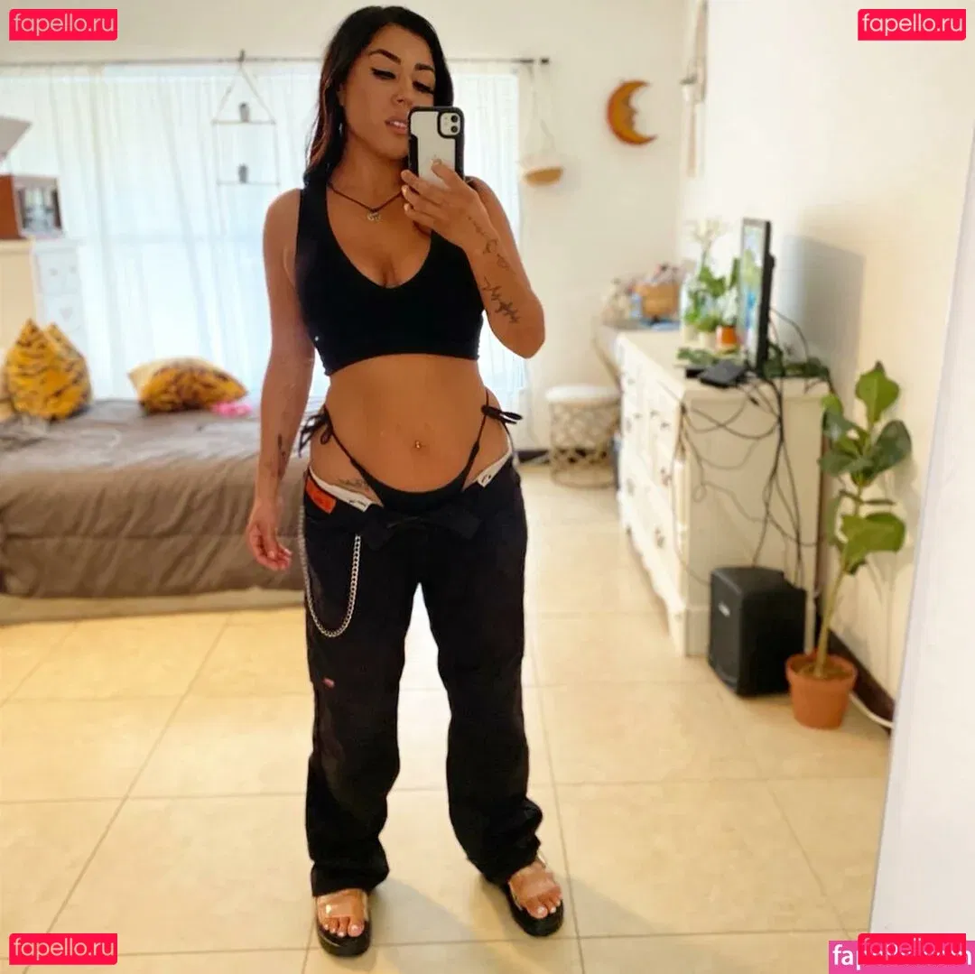 gabrielamal_ Onlyfans Photo Gallery 