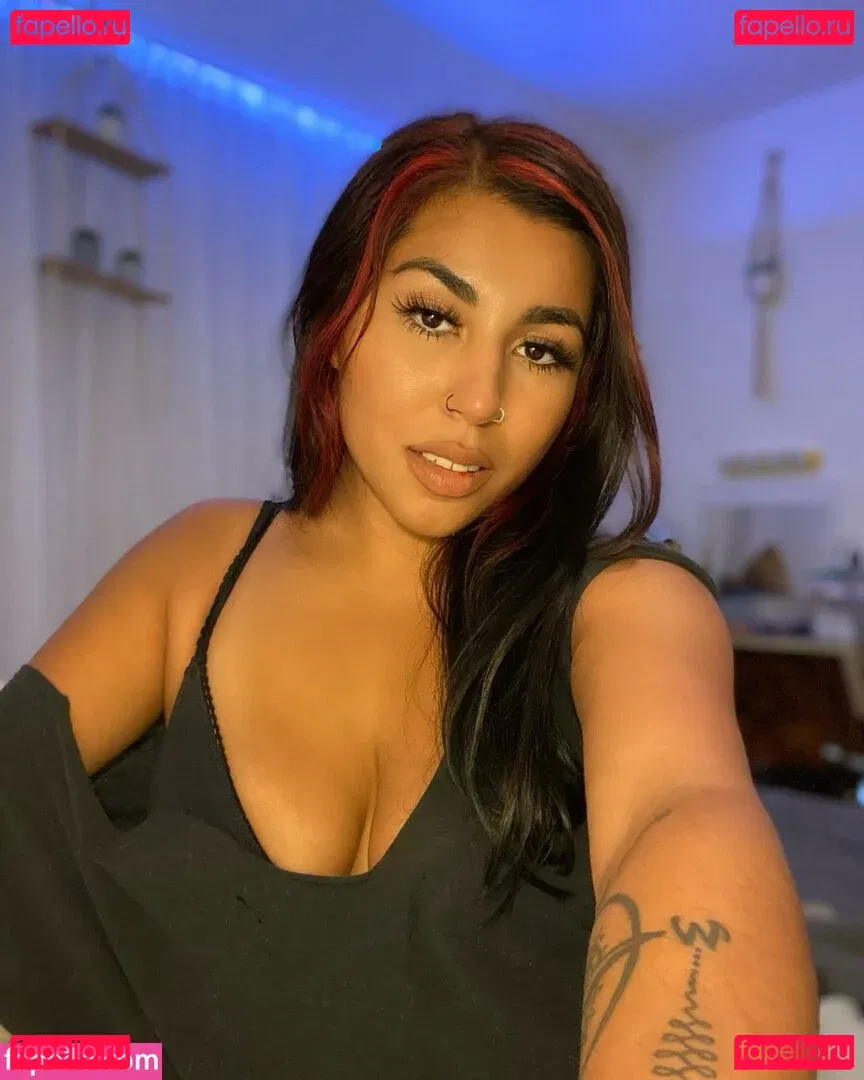 gabrielamal_ Onlyfans Photo Gallery 