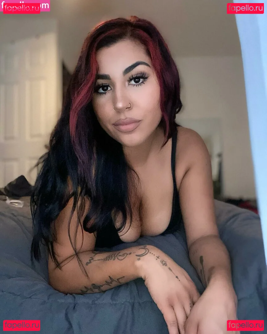 gabrielamal_ Onlyfans Photo Gallery 