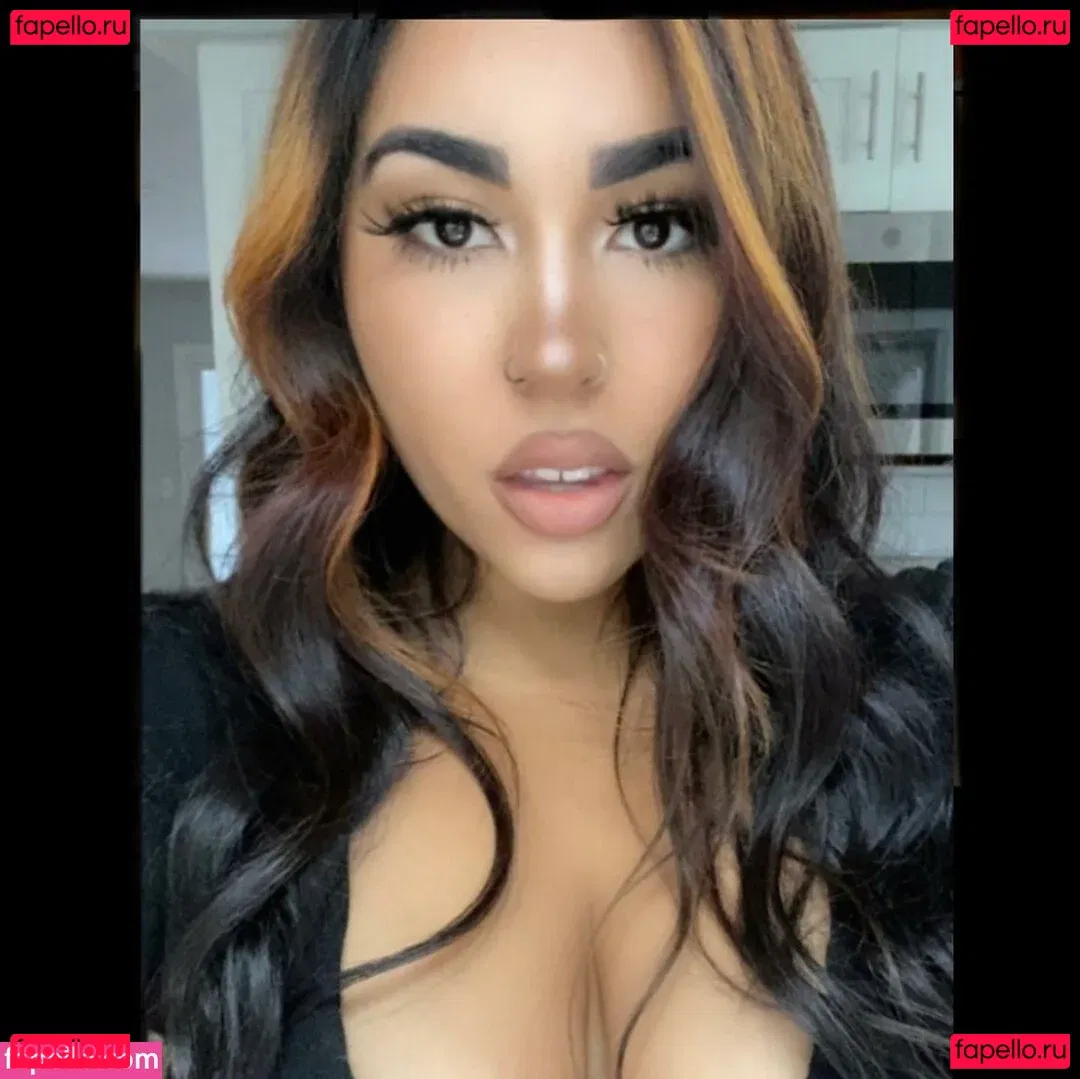 gabrielamal_ Onlyfans Photo Gallery 