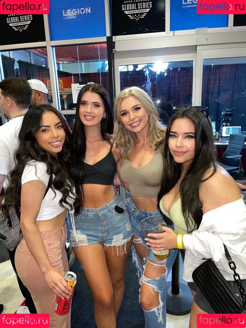 Martina Eliza Onlyfans Photo Gallery 