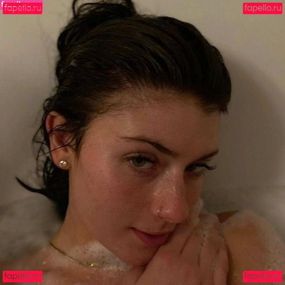 itsfaithmarone Onlyfans Photo Gallery 