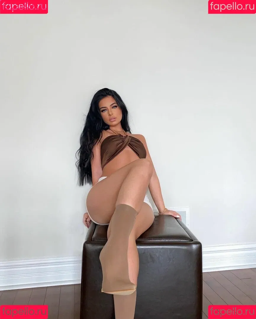Vass.iliki Onlyfans Photo Gallery 