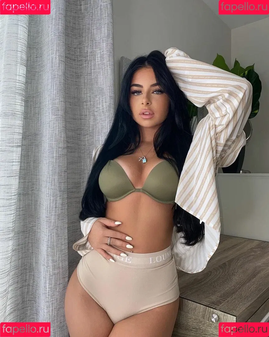 Vass.iliki Onlyfans Photo Gallery 