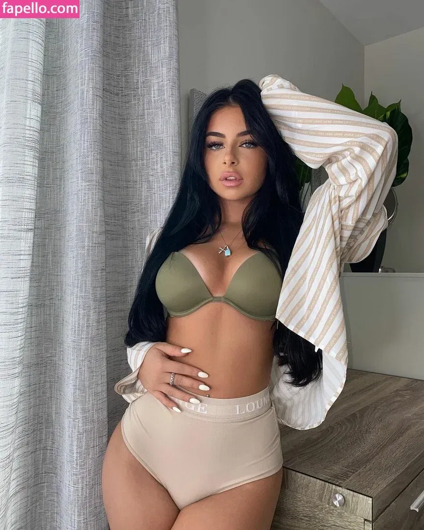 Vass.iliki Onlyfans Photo Gallery 