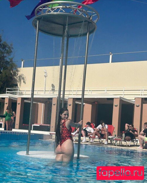 Izzy Lewis Nude Onlyfans Photo 15