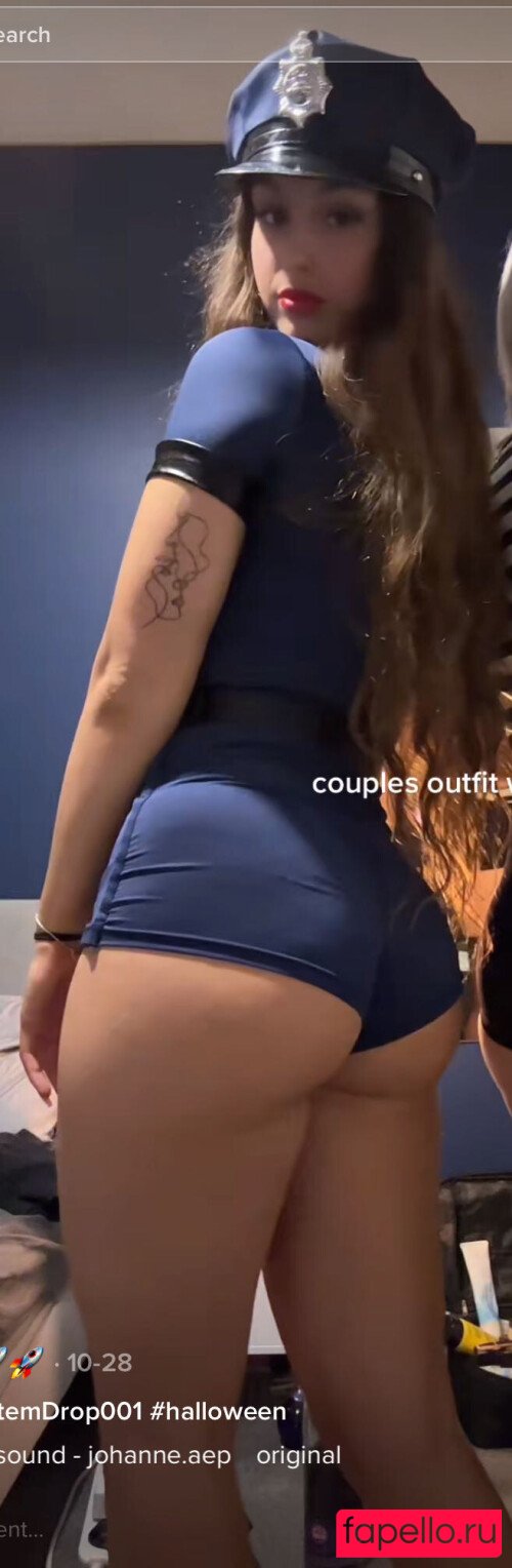 Izzy Lewis Nude Onlyfans Photo 6