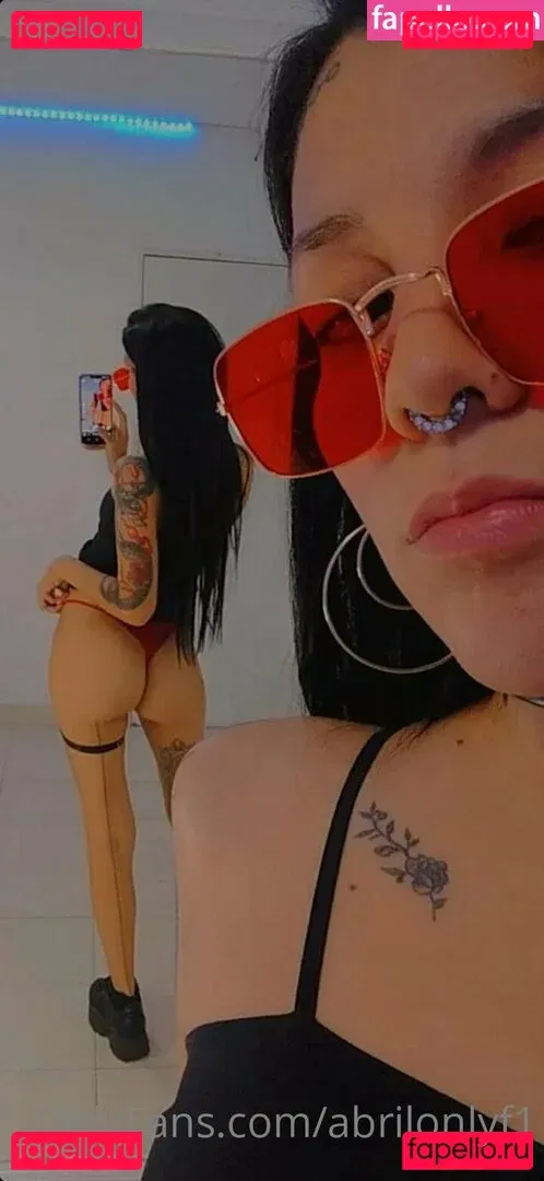 abrilonlyf1 Onlyfans Photo Gallery 
