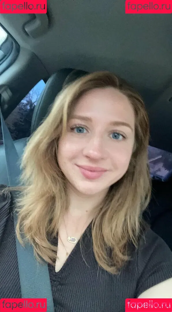 Robynator23 Onlyfans Photo Gallery 