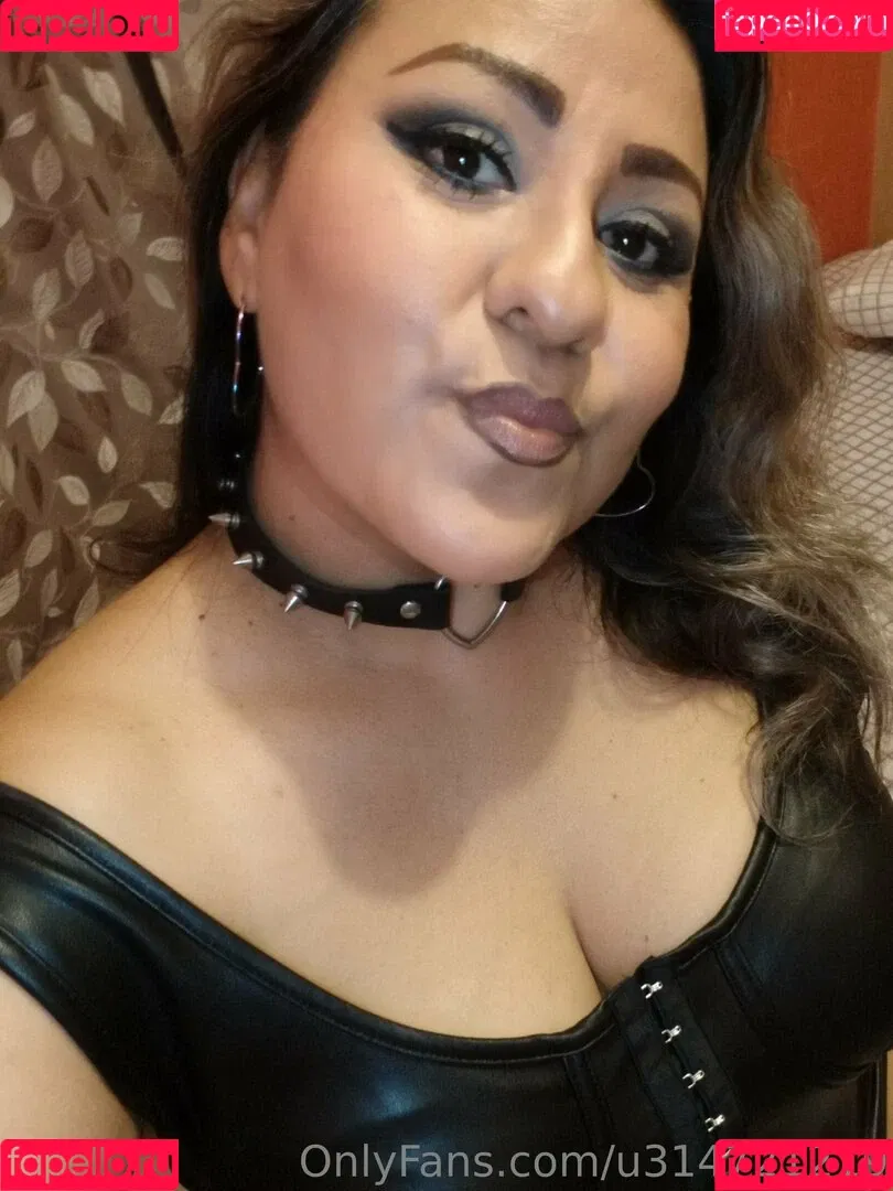 u314721219 Onlyfans Photo Gallery 
