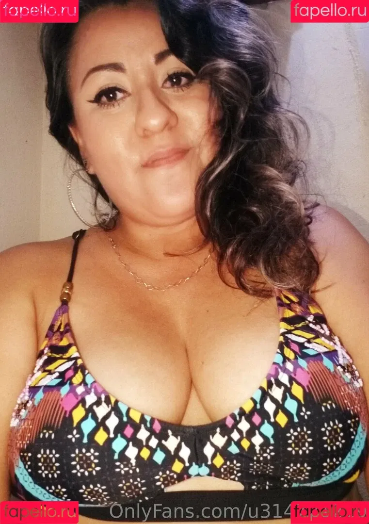 u314721219 Onlyfans Photo Gallery 