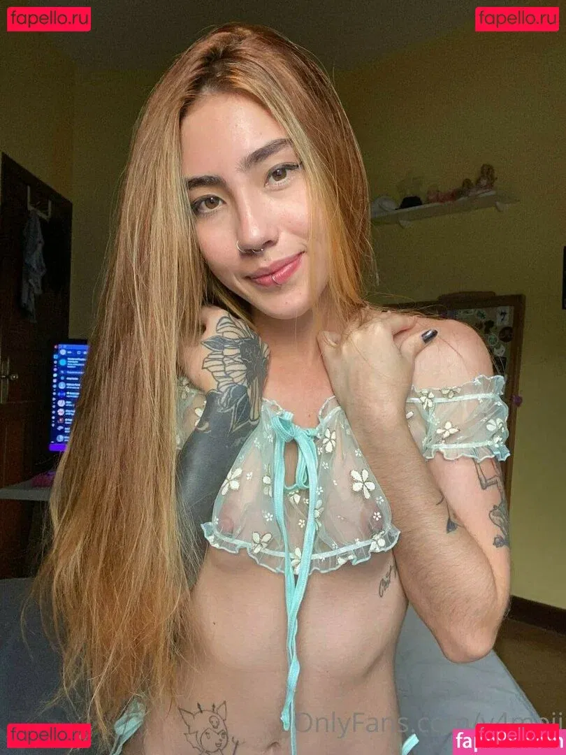 Y4meii Onlyfans Photo Gallery 