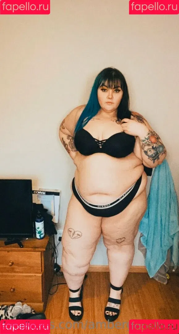 ambergenovese Onlyfans Photo Gallery 