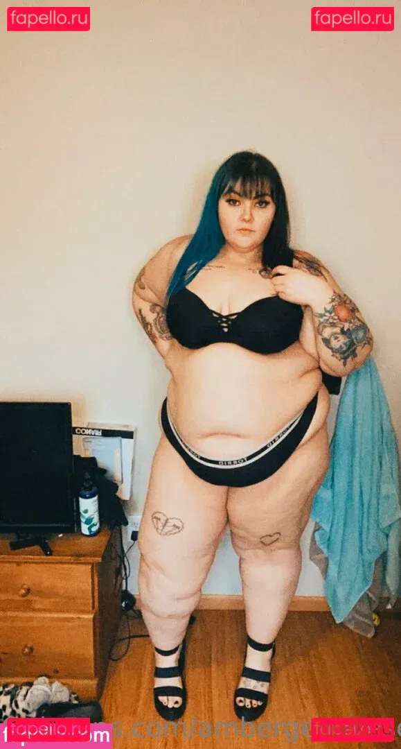 ambergenovese Onlyfans Photo Gallery 