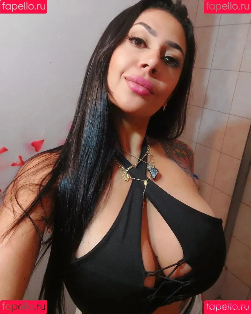 Gloria Gonzalez Onlyfans Photo Gallery 