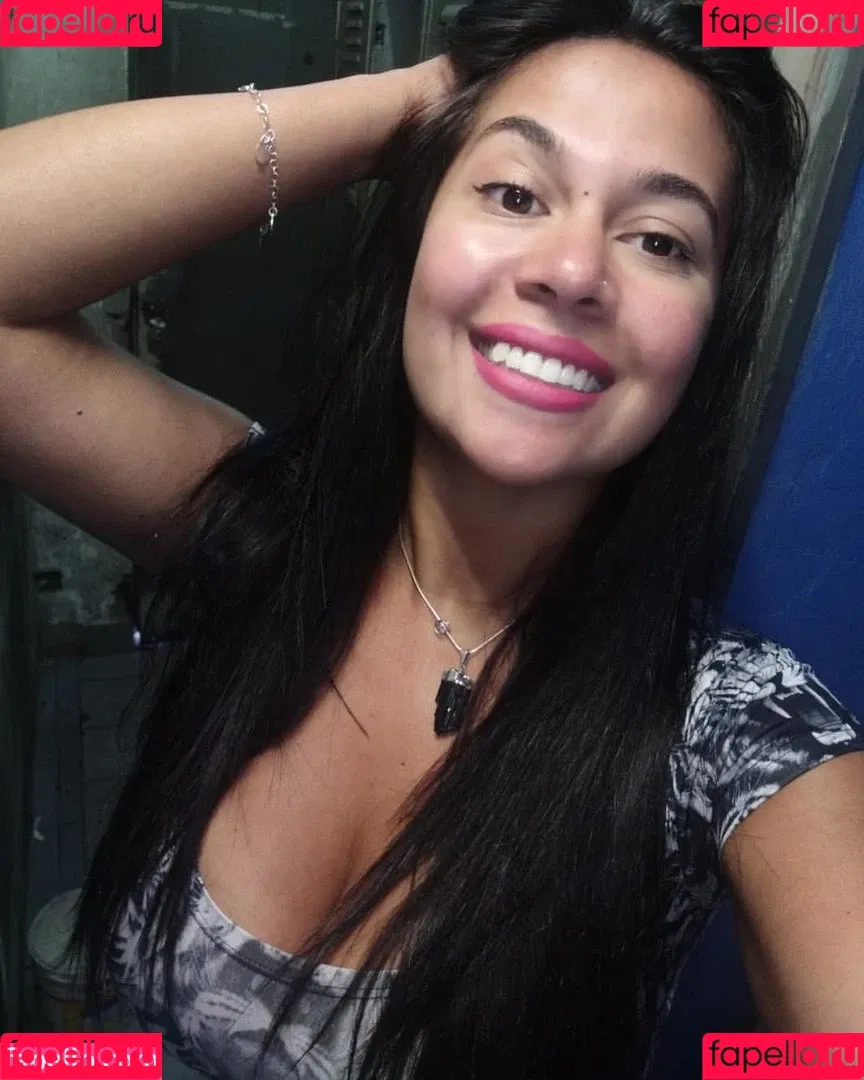 Gloria Gonzalez Onlyfans Photo Gallery 