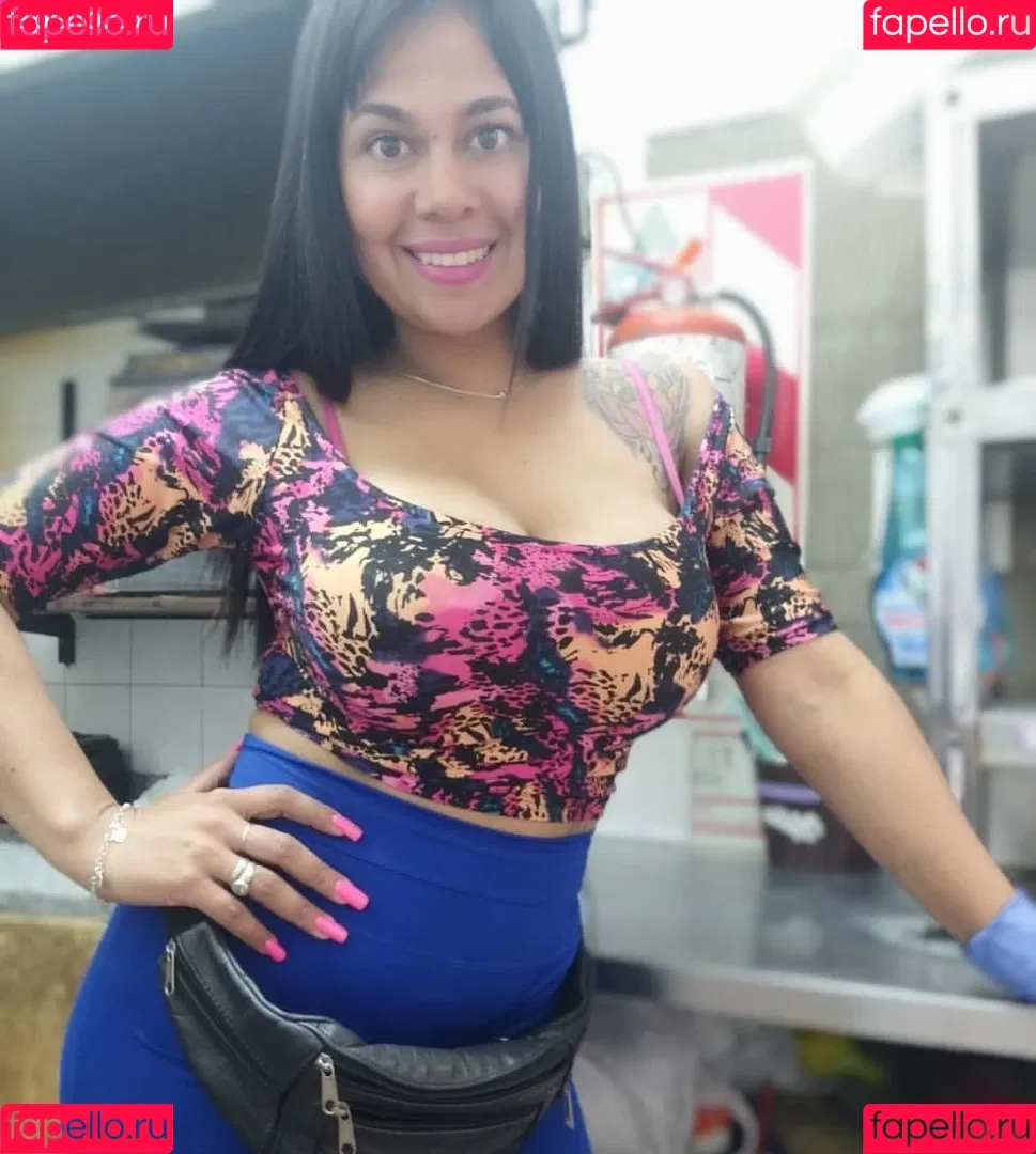 Gloria Gonzalez Onlyfans Photo Gallery 