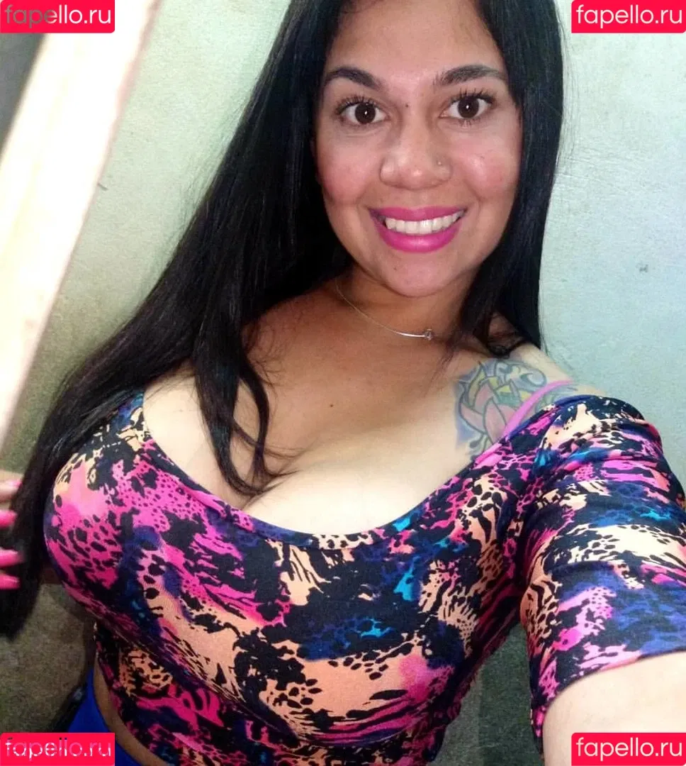 Gloria Gonzalez Onlyfans Photo Gallery 