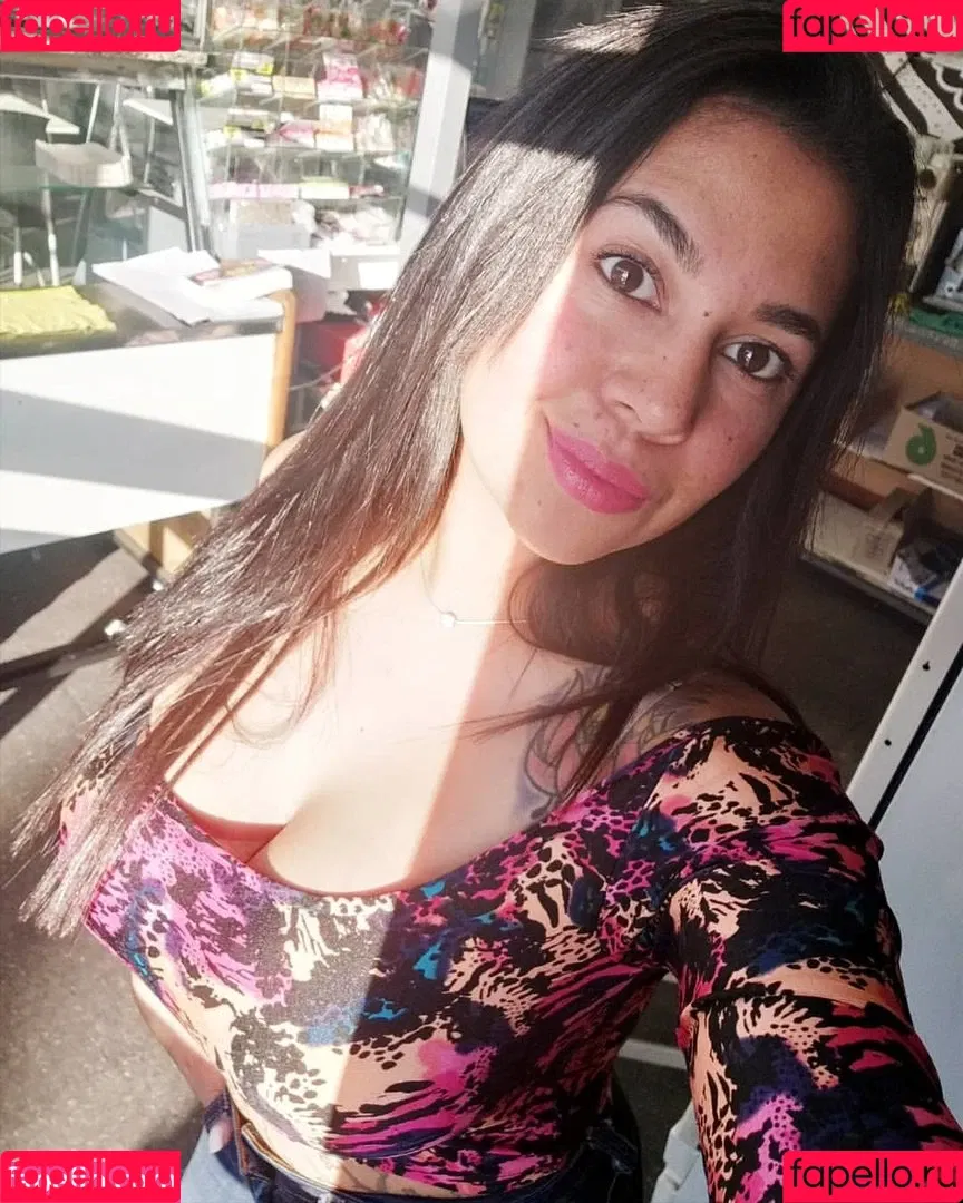 Gloria Gonzalez Onlyfans Photo Gallery 