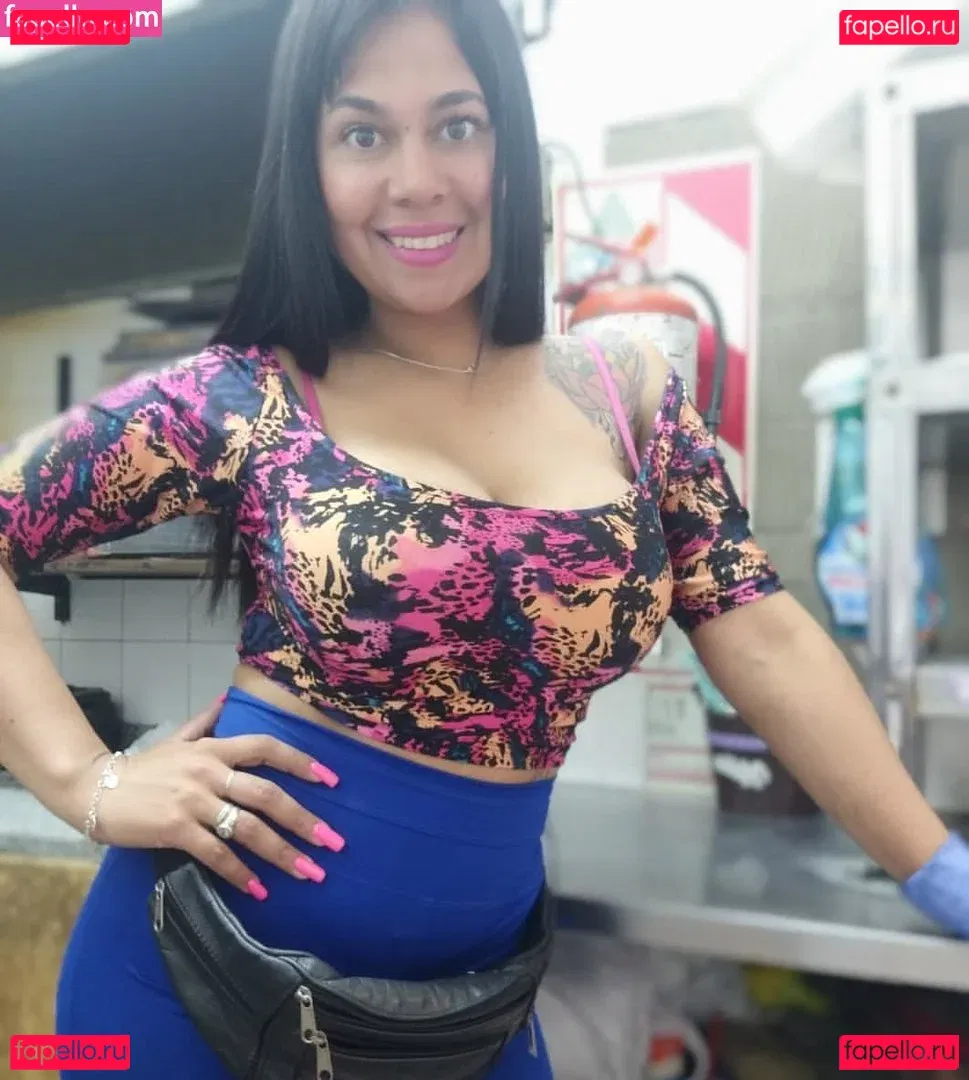 Gloria Gonzalez Onlyfans Photo Gallery 