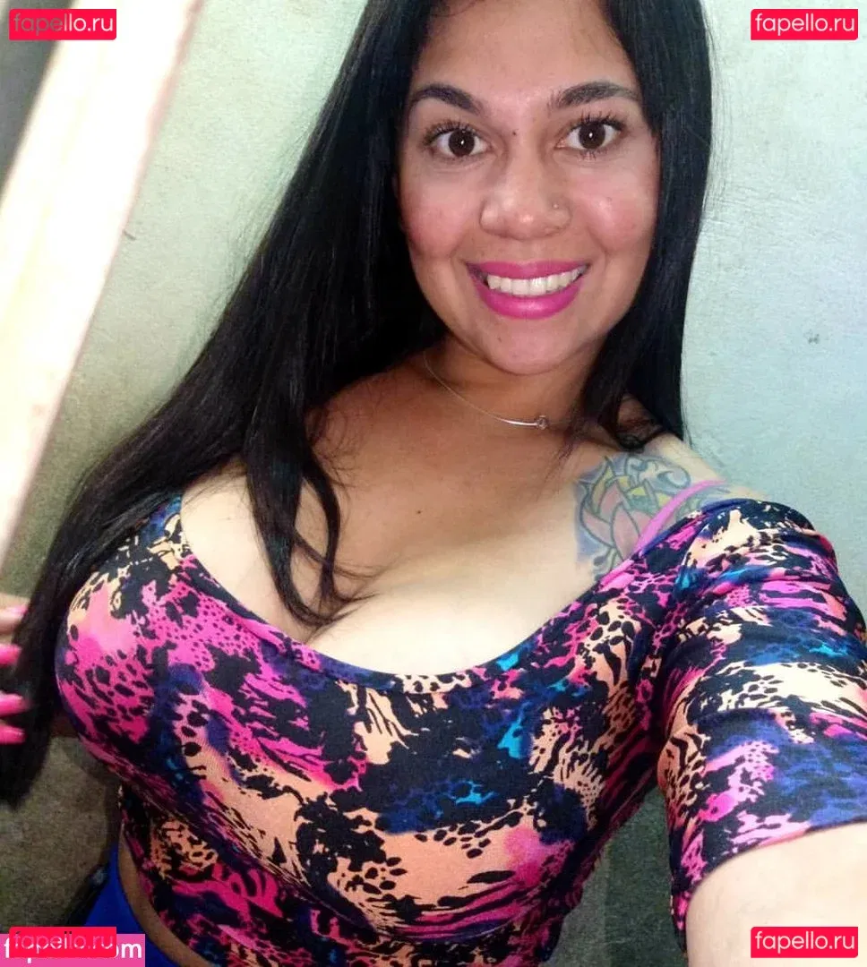 Gloria Gonzalez Onlyfans Photo Gallery 