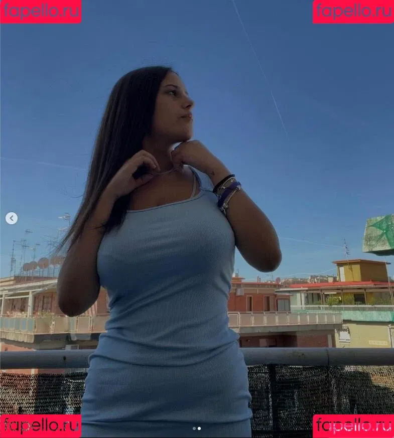 Maria Vittoria Onlyfans Photo Gallery 